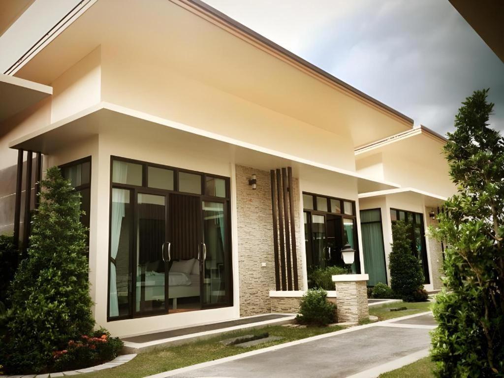 Med Room Korat Nakhon Ratchasima Exterior photo