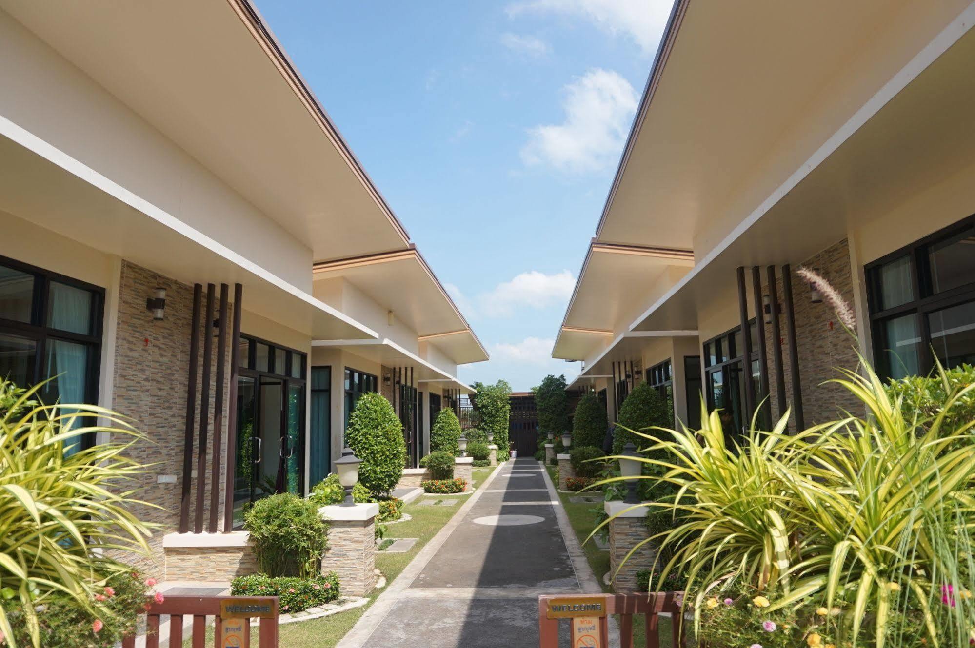 Med Room Korat Nakhon Ratchasima Exterior photo