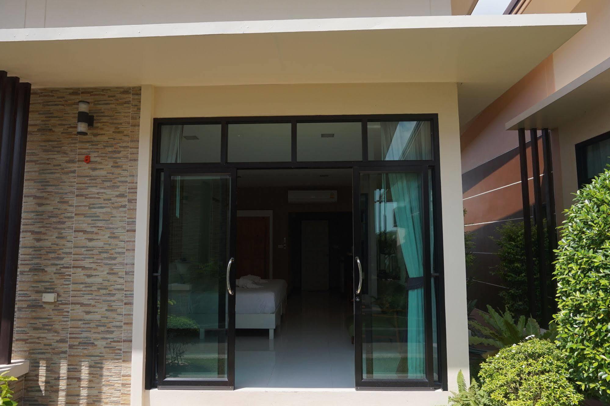 Med Room Korat Nakhon Ratchasima Exterior photo